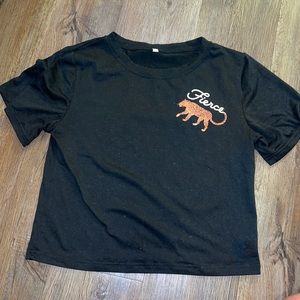 Size small black tee